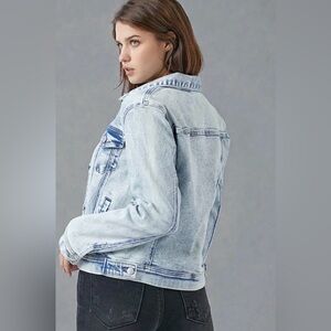 NWT Risen Light Acid Wash Jacket